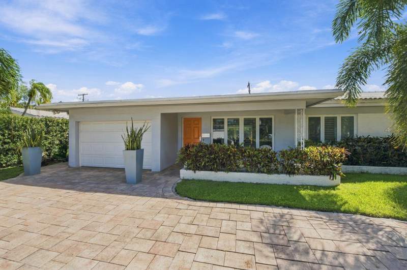 3 bedroom Single Family Residence at 4230 NE 19th Avenue, Coral Heights Sec One, Oakland Park — photo 3