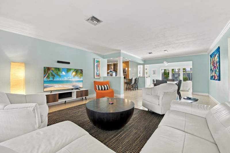 3 bedroom Single Family Residence at 4230 NE 19th Avenue, Coral Heights Sec One, Oakland Park — photo 4