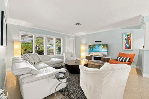 4230 NE 19th Avenue, Oakland Park FL - photo 12 of 51