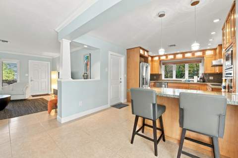 4230 NE 19th Avenue, Oakland Park FL - photo 15 of 51