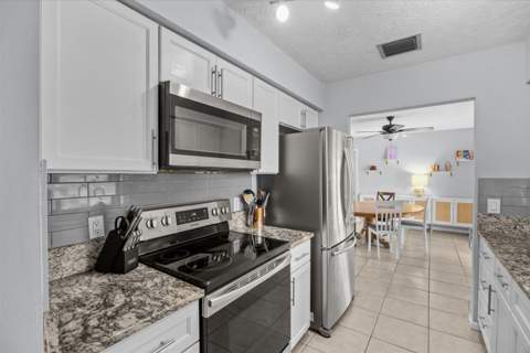 2417 SW Roney Road, Port St. Lucie FL - photo 13 of 39
