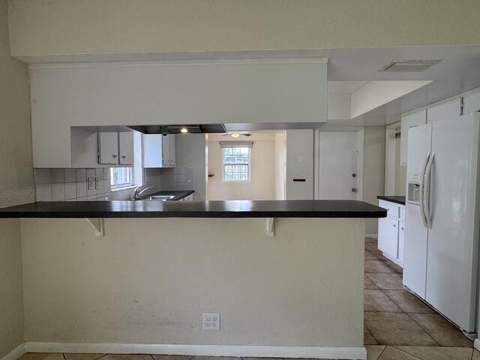 8306 NW 74th Terrace, Tamarac FL - photo 6 of 37
