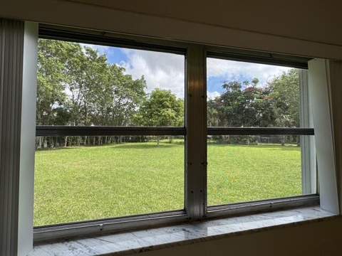 8306 NW 74th Terrace, Tamarac FL - photo 18 of 37