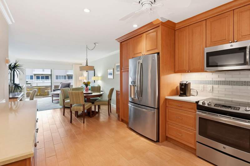 2 bedroom Condominium at 1198 Hillsboro Mile #210, Hillsboro Imperial Apts Condo, Hillsboro Beach — photo 4
