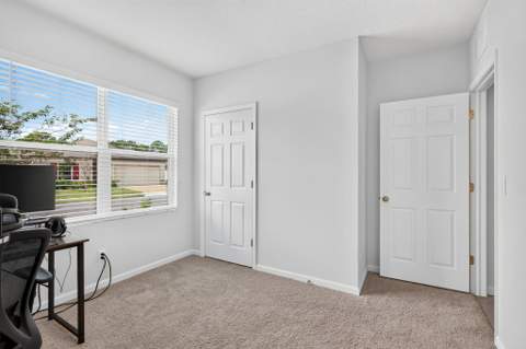 469 Seafoam Circle, Fort Pierce FL - photo 9 of 45