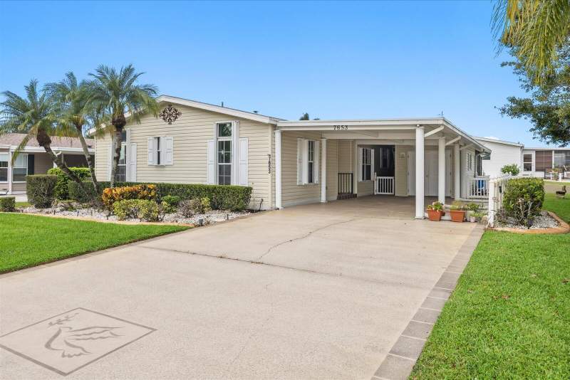 2 bedroom Manufactured Home at 7653 McClintock Way, Fairways At Savanna Club Replat No 1, Port St. Lucie — photo 2