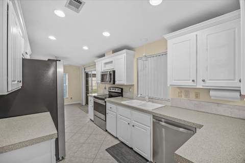 7653 McClintock Way, Port St. Lucie FL - photo 9 of 53