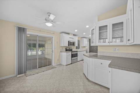 7653 McClintock Way, Port St. Lucie FL - photo 13 of 53