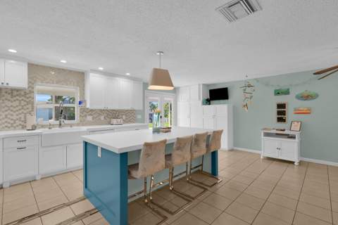 2520 Flotilla Terrace, Fort Pierce FL - photo 10 of 66