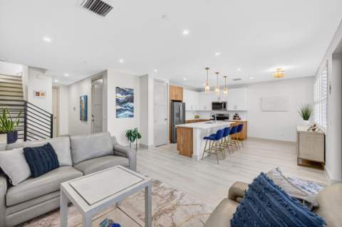 410 SE 12th Court, Fort Lauderdale FL - photo 8 of 65
