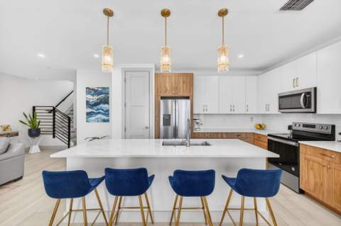410 SE 12th Court, Fort Lauderdale FL - photo 10 of 65