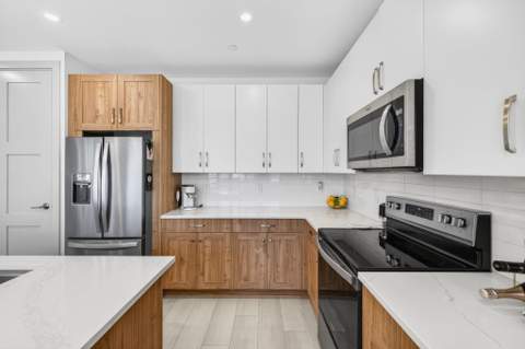 410 SE 12th Court, Fort Lauderdale FL - photo 11 of 65