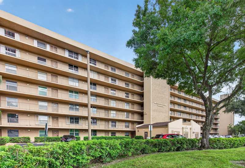 2 bedroom Condominium at 4550 NW 18th Avenue #107, Waters Edge Towers Condo, Deerfield Beach — photo 1