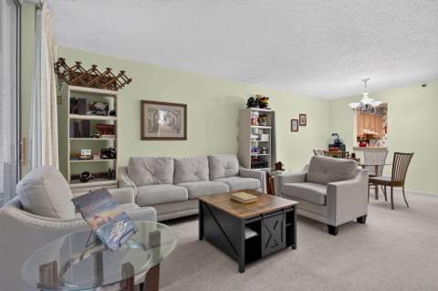 4550 NW 18th Avenue #107, Deerfield Beach FL - photo 16 of 43