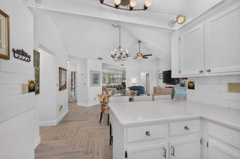 1127 E Seminole Avenue #15D, Jupiter FL - photo 17 of 43