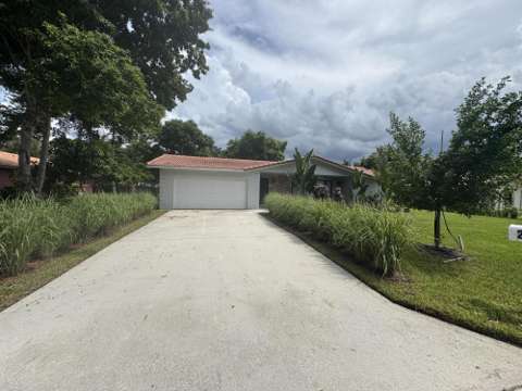 2537 NW 116Th Terrace, pool for sale in Coral Springs