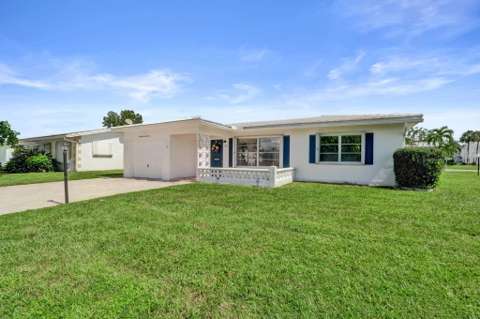 2700 NW 4Th Avenue, golf community for sale in Pompano Beach