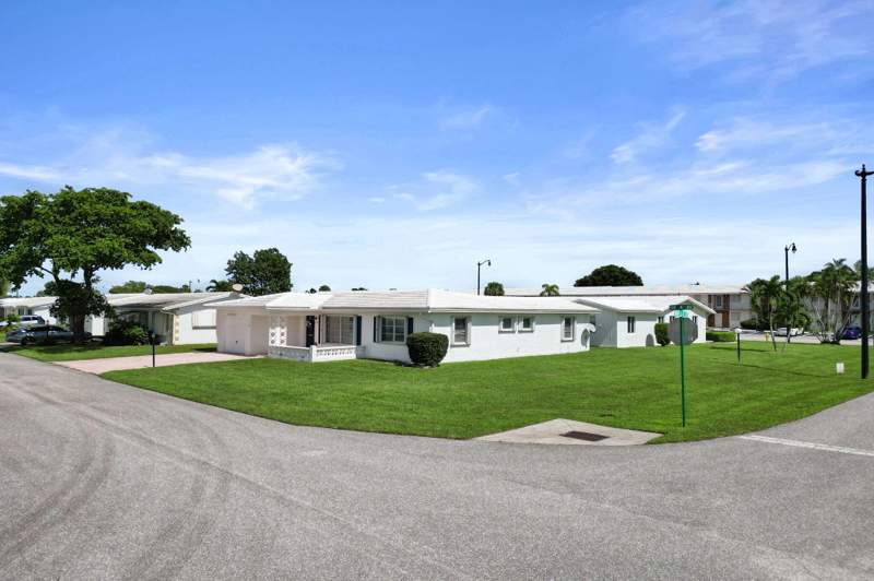2 bedroom Single Family Residence at 2700 NW 4th Avenue, Leisureville Fourth Sec, Pompano Beach — photo 4