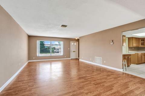2700 NW 4th Avenue, Pompano Beach FL - photo 7 of 32