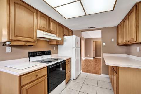 2700 NW 4th Avenue, Pompano Beach FL - photo 13 of 32