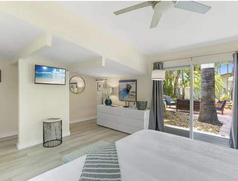 1449 NE 23rd Street, Wilton Manors FL - photo 21 of 29