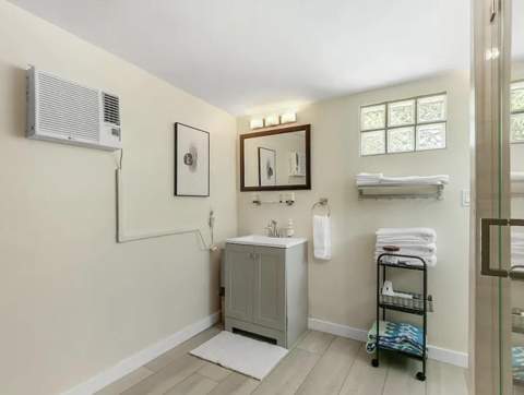 1449 NE 23rd Street, Wilton Manors FL - photo 22 of 29