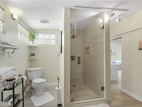1449 NE 23rd Street, Wilton Manors FL - photo 23 of 29