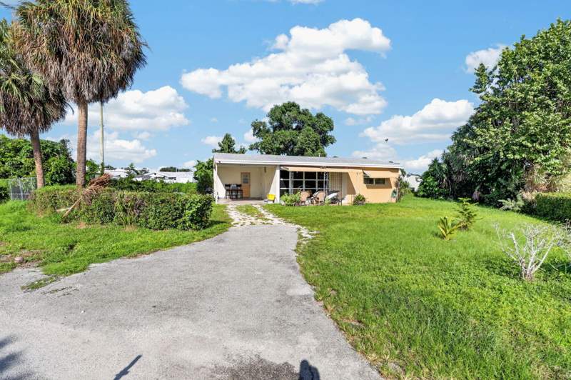 2 bedroom Single Family Residence at 4351 Colt Lane, Gun Club Est, West Palm Beach — photo 2