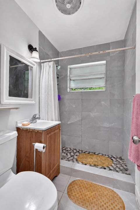 4351 Colt Lane, West Palm Beach FL - photo 18 of 37