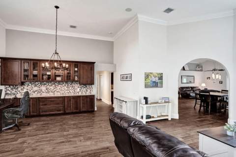 9645 E Tree Tops Court, Davie FL - photo 8 of 47
