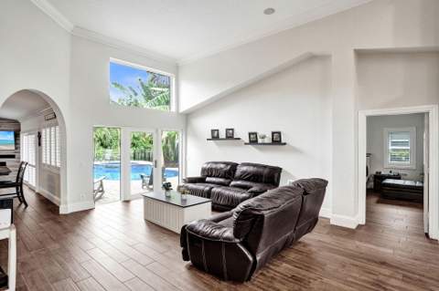 9645 E Tree Tops Court, Davie FL - photo 10 of 47