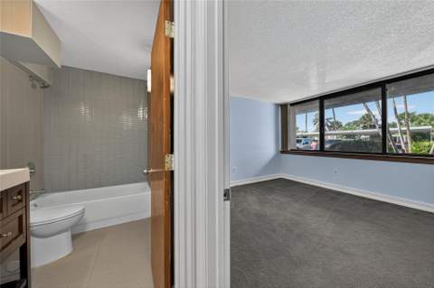 1100 SE 5th Court #53, Pompano Beach FL - photo 16 of 42