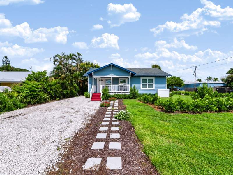 3 bedroom Single Family Residence at 1566 NW 9th Avenue, Palm Lake Park, Stuart — photo 3