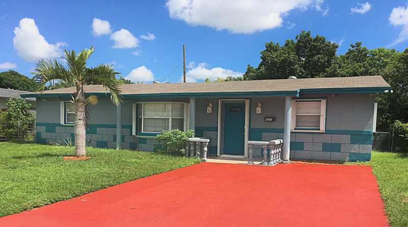 3 bedroom Single Family Residence at 650 SW 28th Way, Park Plaza, Fort Lauderdale — photo 1