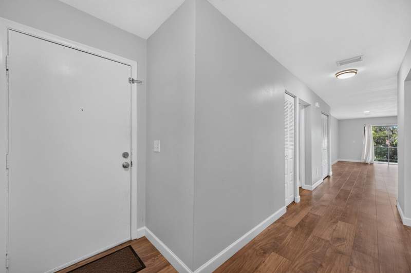 2 bedroom Condominium at 21501 Juego Circle #29 F, Vistas Of Boca Lago Condo, Boca Raton — photo 4