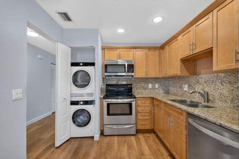 21501 Juego Circle #29 F, Boca Raton FL - photo 10 of 48