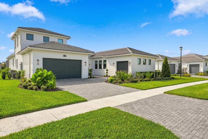 4 bedroom Single Family Residence at 8483 SW Felicita Way, PGA Verano, Port St. Lucie — photo 2