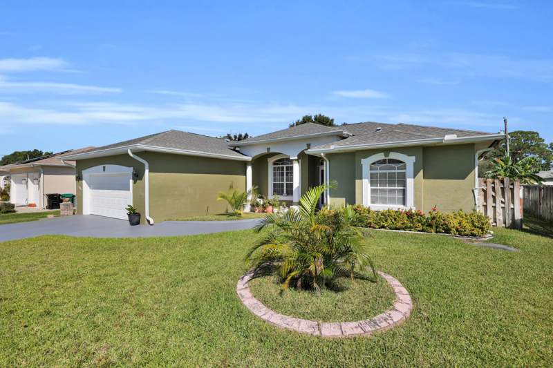 4 bedroom Single Family Residence at 1885 SW Altman Avenue, Port St Lucie Section 20, Port St. Lucie — photo 4