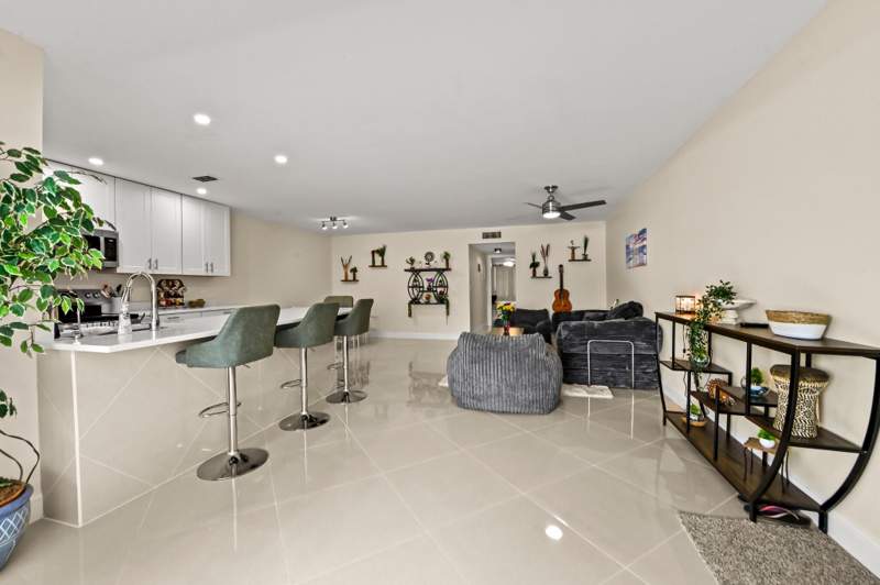 1 bedroom Villa at 5265 Lakefront Boulevard #C, High Point Of Delray West, Delray Beach — photo 5