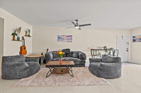 5265 Lakefront Boulevard #C, Delray Beach FL - photo 8 of 32