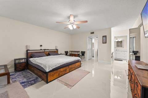 5265 Lakefront Boulevard #C, Delray Beach FL - photo 20 of 32
