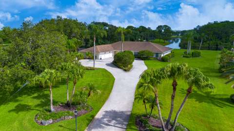 3495 SW Forest Hills Court, home for sale in Palm City 34990