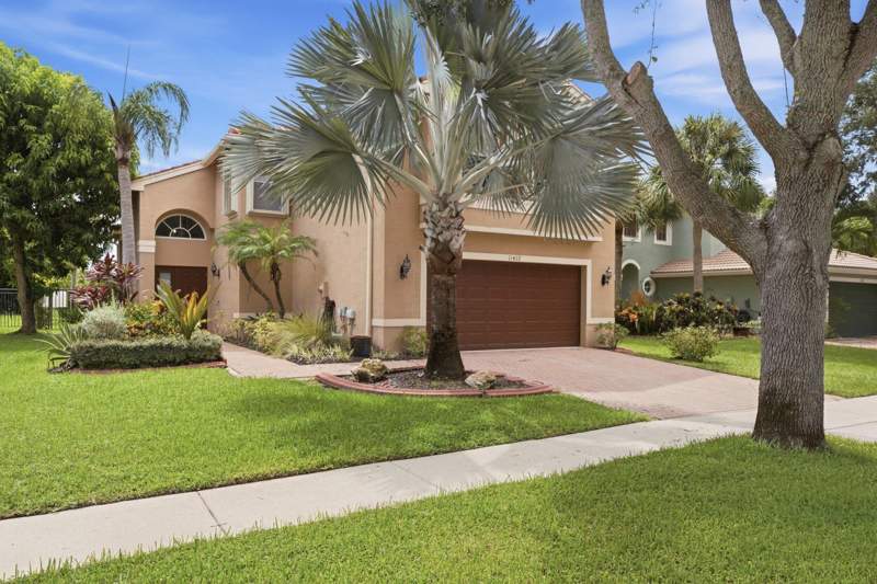 4 bedroom Single Family Residence at 11422 Sage Meadow Terrace, Nautica Lakes Pud 1, Royal Palm Beach — photo 3