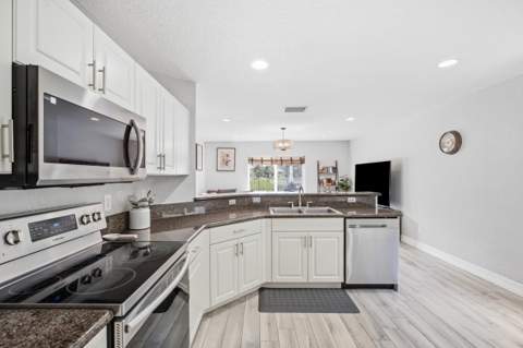 11422 Sage Meadow Terrace, Royal Palm Beach FL - photo 16 of 55