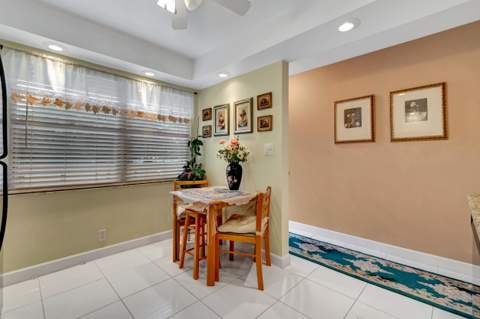 2403 Antigua Circle #D2, Coconut Creek FL - photo 12 of 98