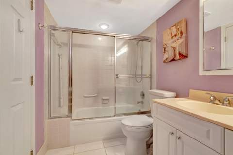 2403 Antigua Circle #D2, Coconut Creek FL - photo 20 of 98