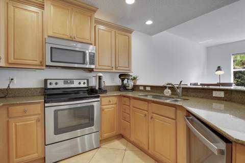 12655 SE Old Cypress Drive, Hobe Sound FL - photo 19 of 38