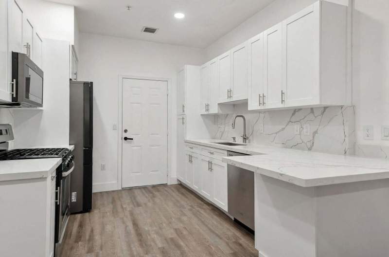 3 bedroom Townhouse at 3351 NW 126th Avenue #0, Sawgrass Lakes, Sunrise — photo 4