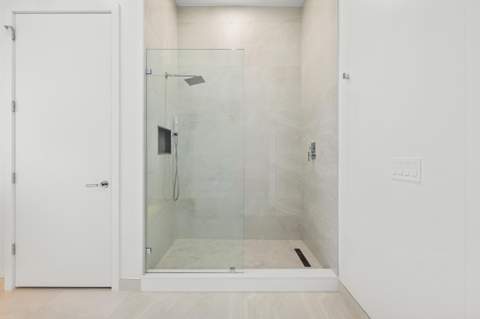 220 Lake Shore Drive #612, West Palm Beach FL - photo 19 of 86