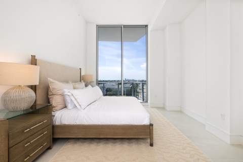 220 Lake Shore Drive #612, West Palm Beach FL - photo 24 of 86